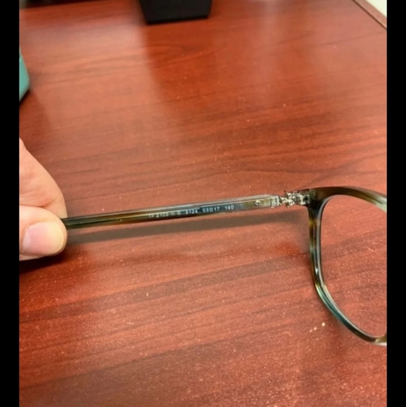 Tiffany & Co eye glasses with case. - Picture 6 of 6